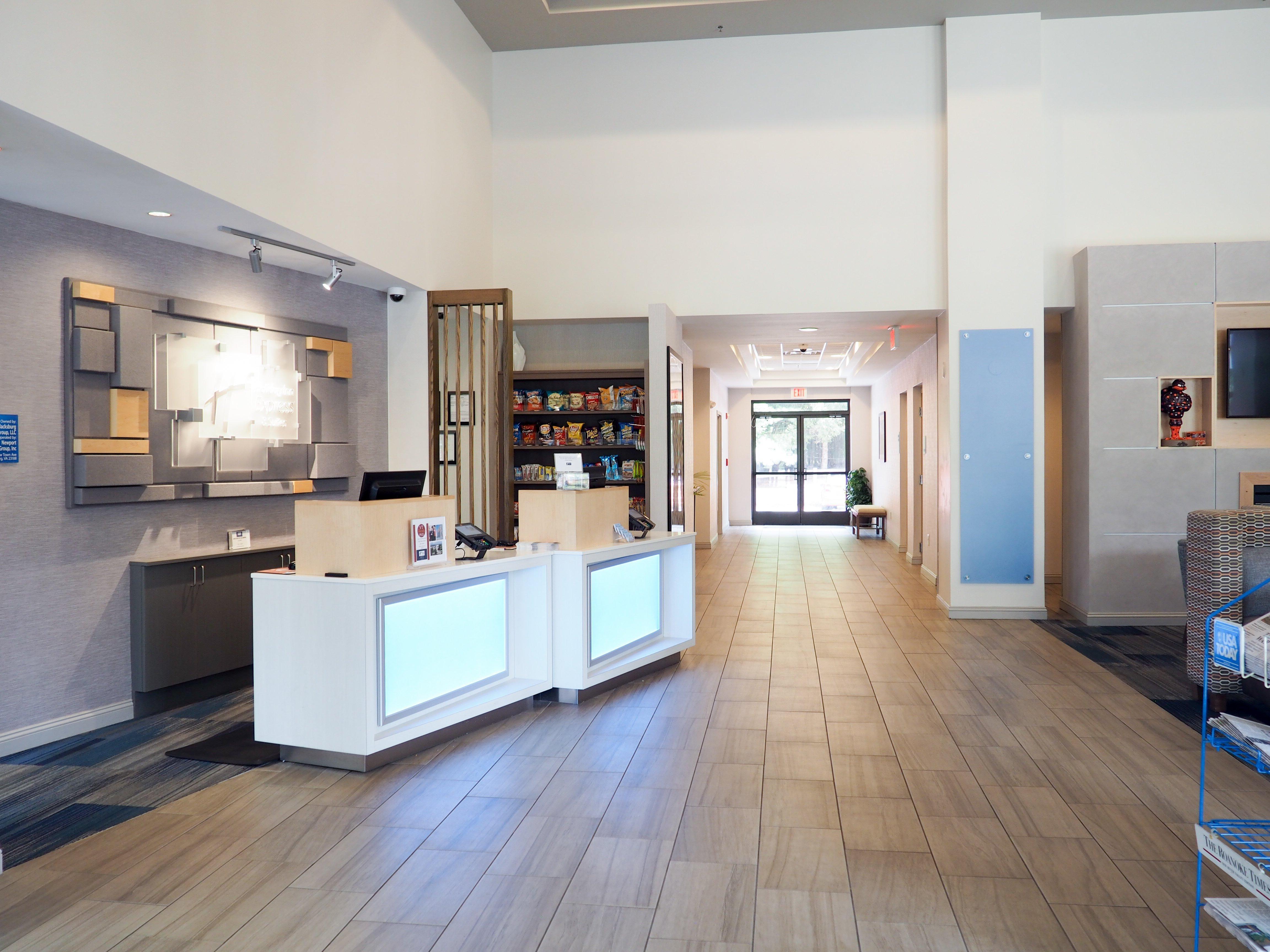 Holiday Inn Express Blacksburg By Ihg Exteriör bild