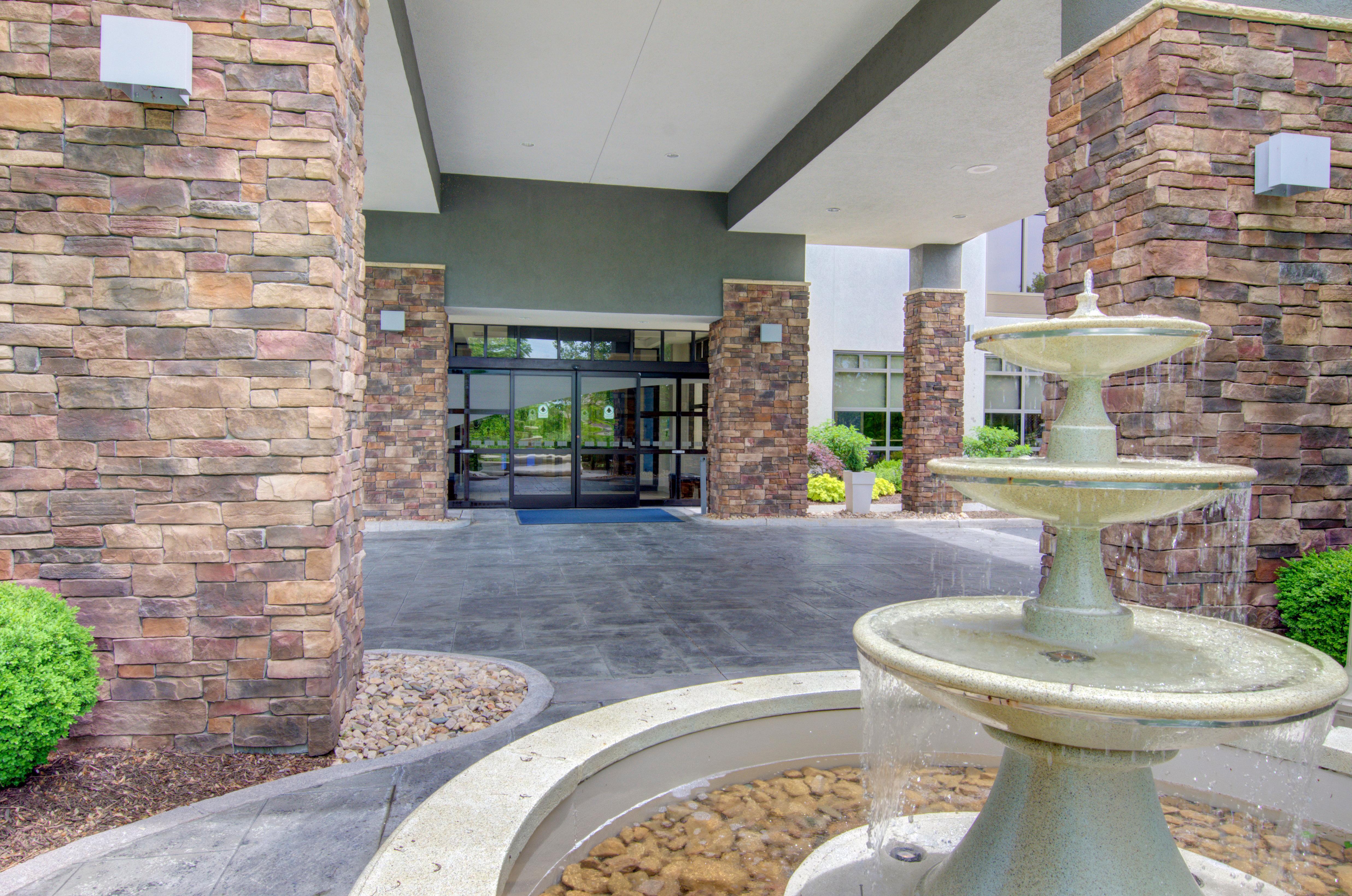 Holiday Inn Express Blacksburg By Ihg Exteriör bild